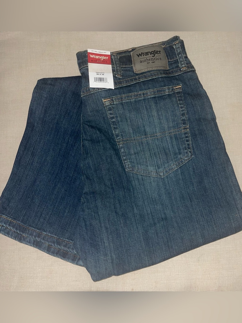 Wrangler 36x34  Men’s Dark Blue Jeans NEW